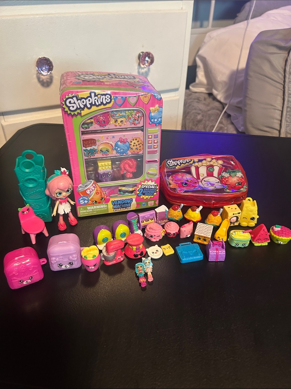 Shopkins Playset with Bright Pink, Yellow, Blue & Purple Collectibles